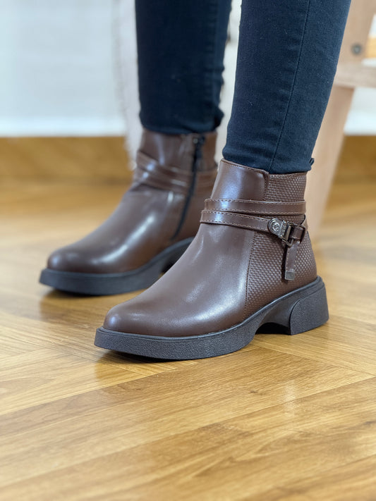 Demi-Boots